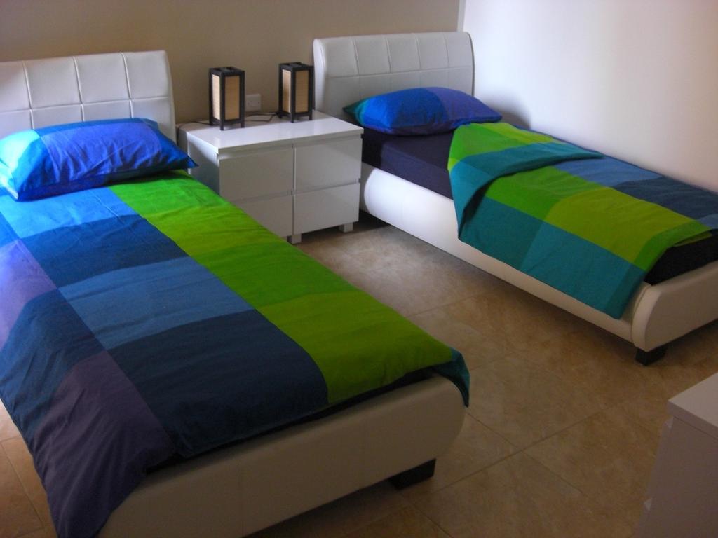 Fort Chambray Apartment กฮาจ์นซีเลม ห้อง รูปภาพ